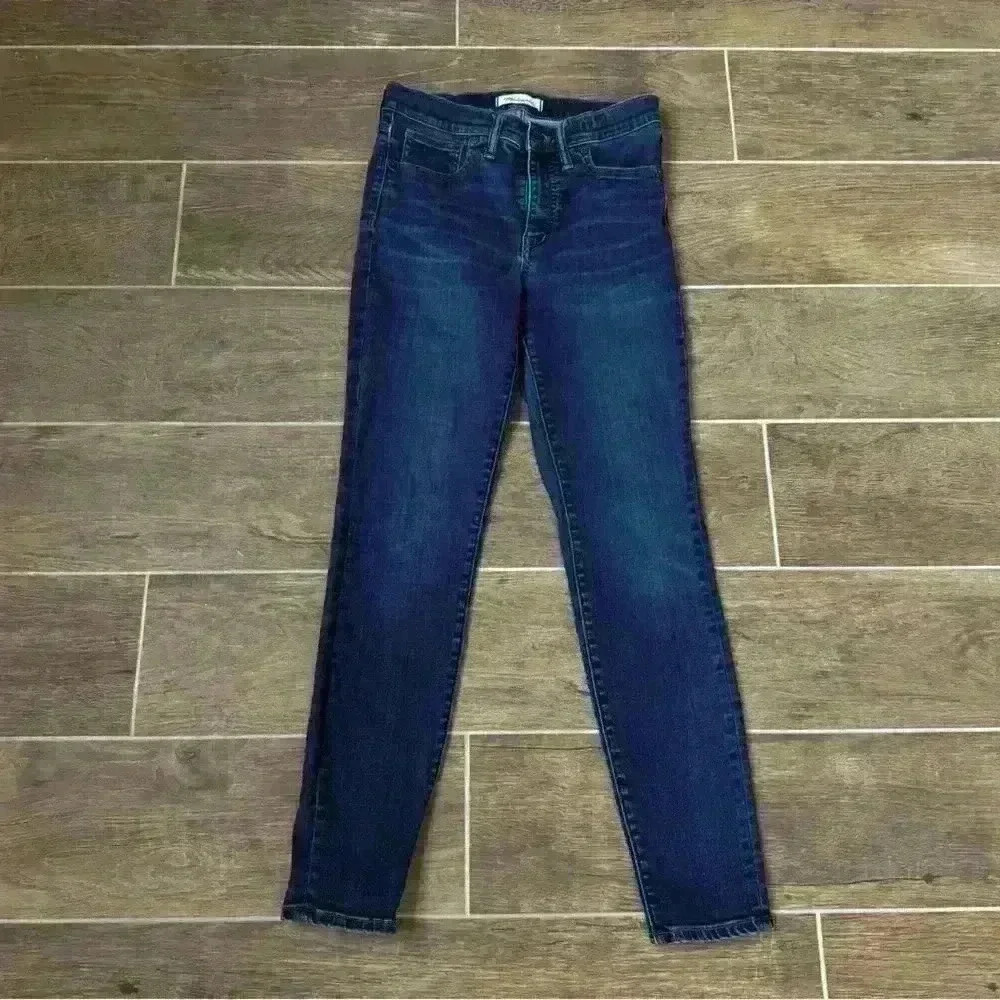 Madewell High Rise Skinny Size 27 High waisted